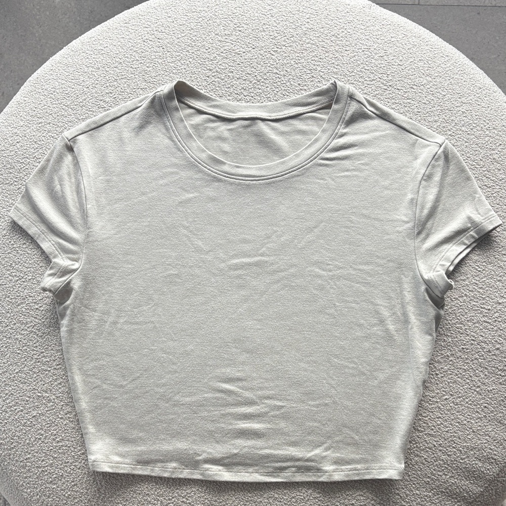 ALO Yoga Alosoft Crop Finesse Short Sleeve Oatmeal Heather